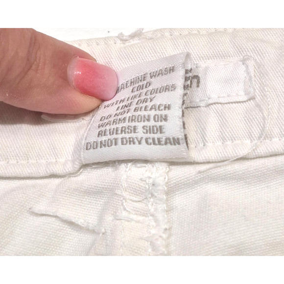 Dressbarn Women’s White Capri Jeans – Size 8 – Stretch Denim with Rhinestones - Picture 8 of 11